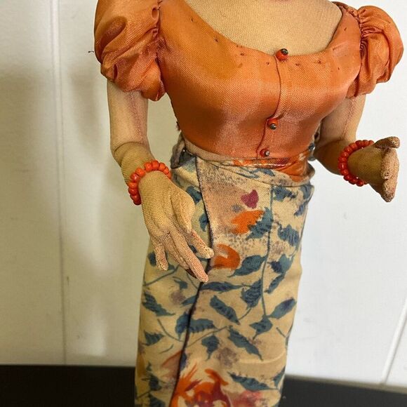 Vintage Handmade 11" Asian Ethnic Figurine With Stand - Picture 3 of 13